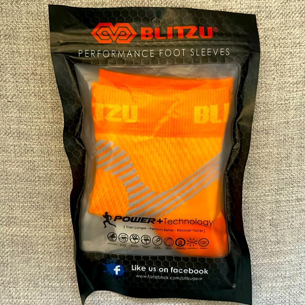 New Blitzu Foot sleeves size S-M in orange